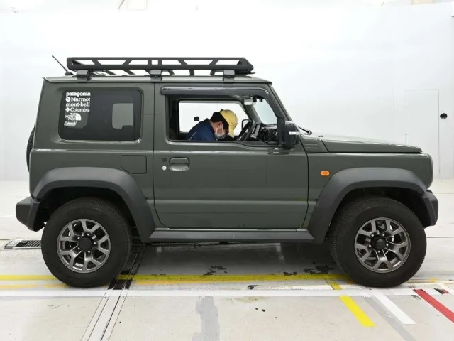 SUZUKI JIMNY SIERRA 2023