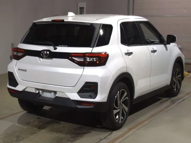 TOYOTA RAIZE 2023