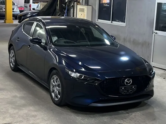 MAZDA MAZDA3 2023