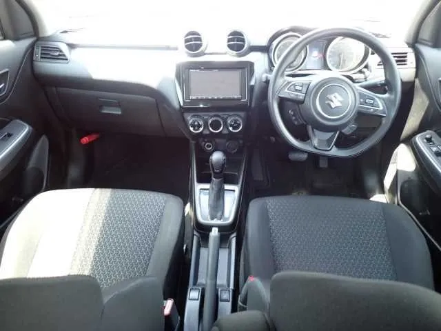 SUZUKI SWIFT 2023
