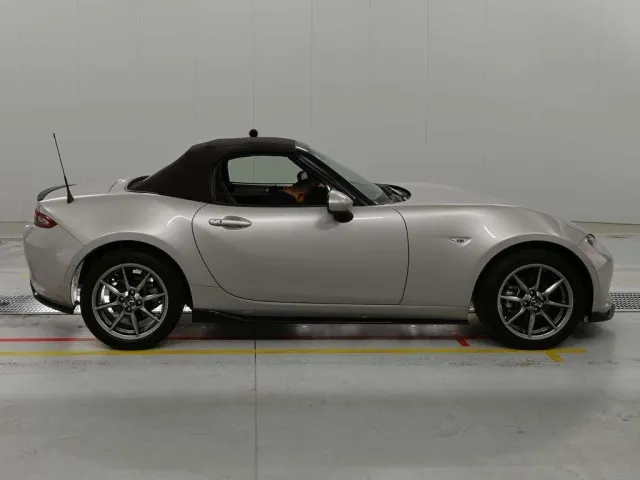 MAZDA ROADSTER 2023