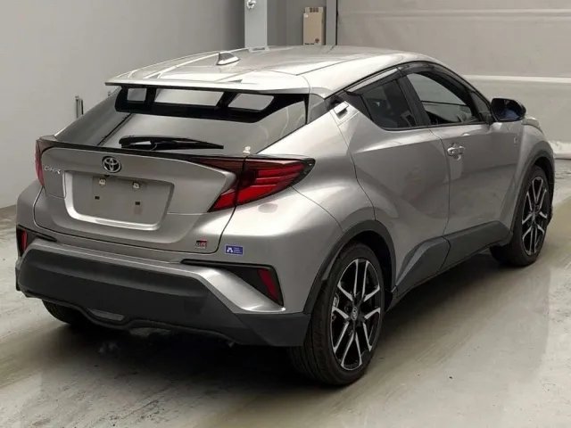 TOYOTA C-HR 2021