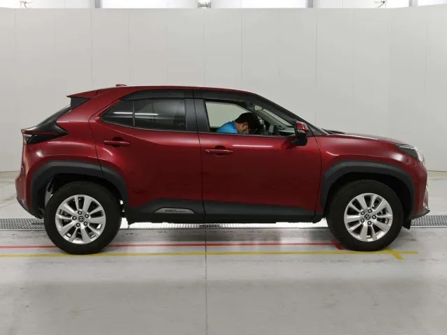TOYOTA YARIS CROSS 2023