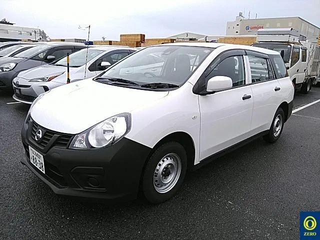 NISSAN AD 2021