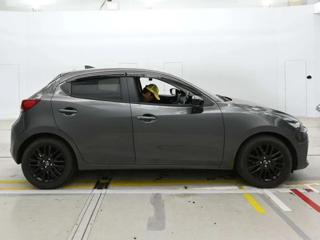 MAZDA MAZDA2 2022