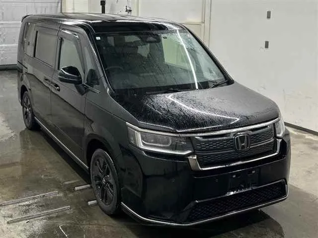 HONDA STEP WAGON 2023