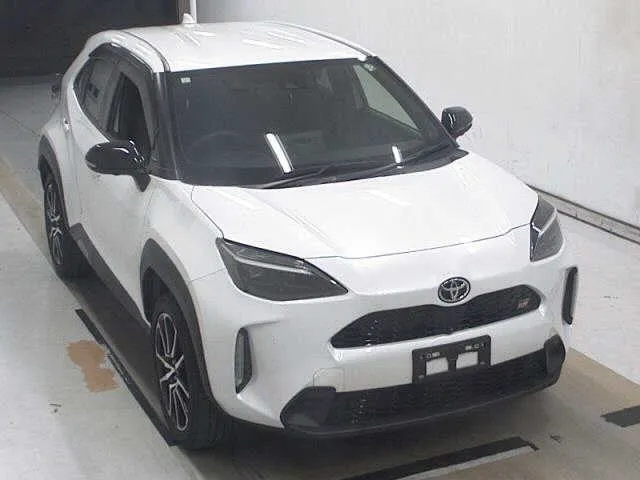 TOYOTA YARIS CROSS 2023