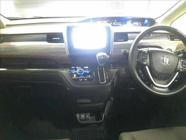 HONDA FREED 2023