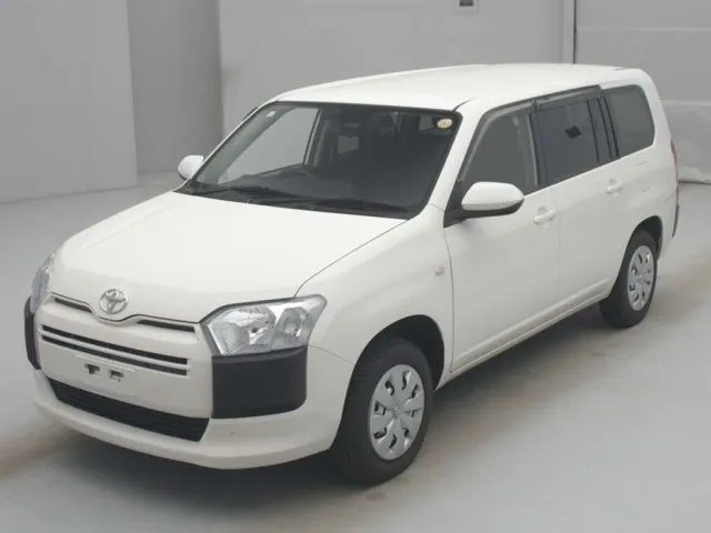 TOYOTA PROBOX 2023