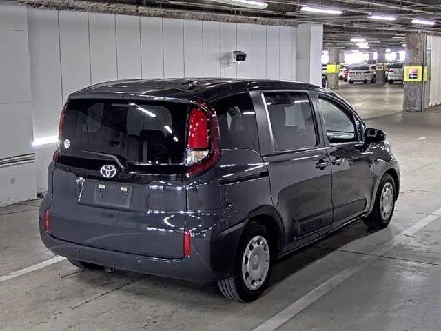 TOYOTA SIENTA 2023