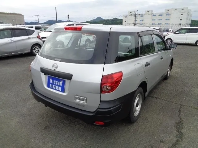 NISSAN AD 2022