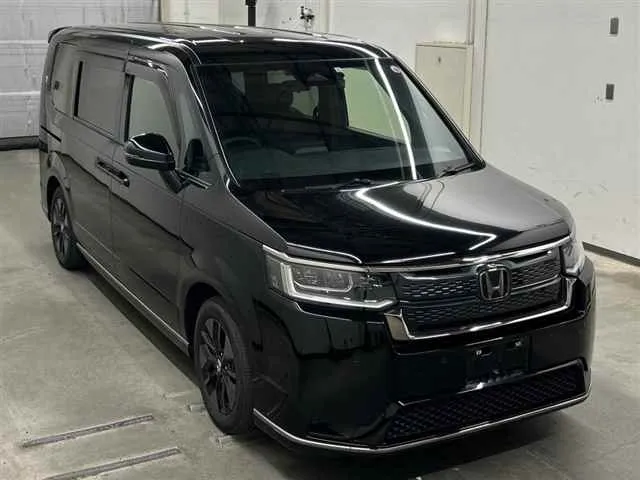 HONDA STEP WAGON 2023