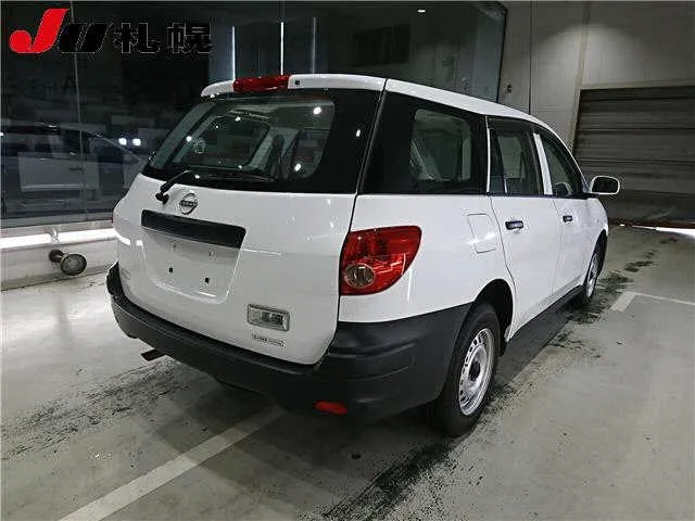 NISSAN AD 2021