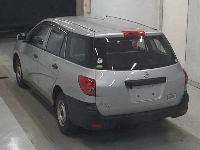 NISSAN AD 2021