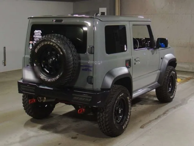 SUZUKI JIMNY SIERRA 2023