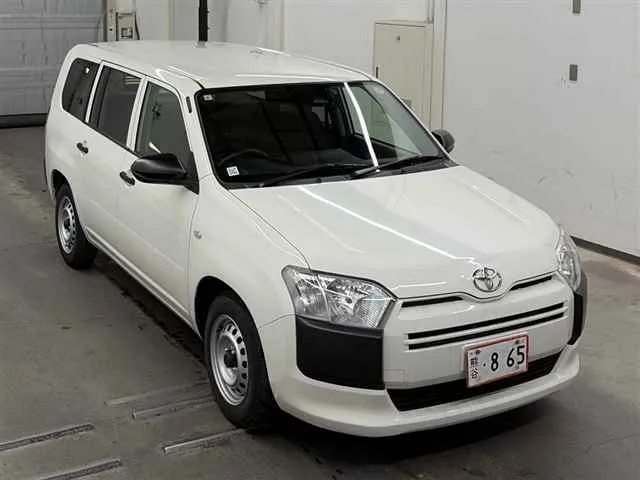 TOYOTA PROBOX 2023