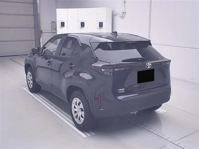 TOYOTA YARIS CROSS 2023