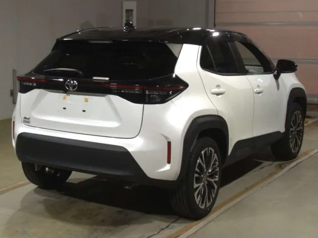 TOYOTA YARIS CROSS 2023