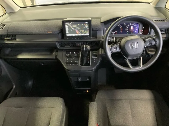 HONDA STEP WAGON 2023