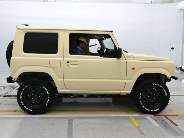 SUZUKI JIMNY 2023