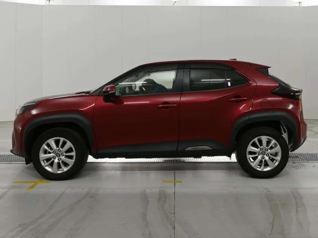 TOYOTA YARIS CROSS 2023