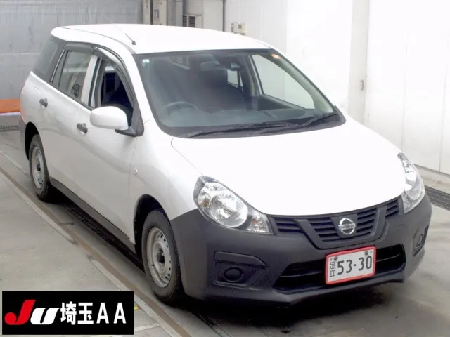 NISSAN AD 2021