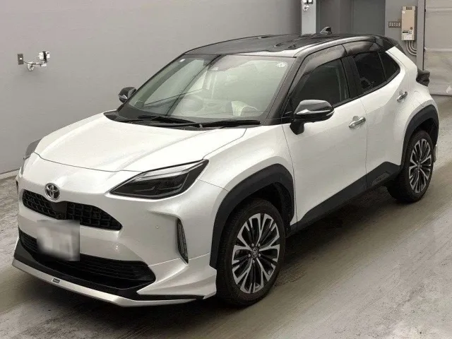 TOYOTA YARIS CROSS 2023