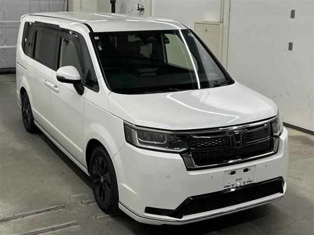 HONDA STEP WAGON 2023