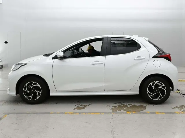TOYOTA YARIS 2023