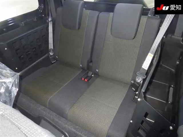 SUZUKI JIMNY SIERRA 2023