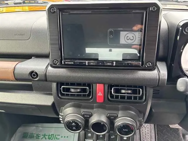 SUZUKI JIMNY SIERRA 2023