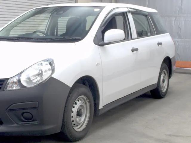 NISSAN AD 2021