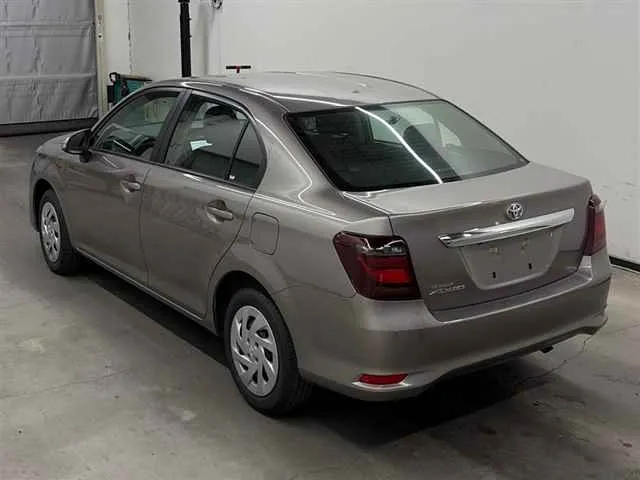 TOYOTA COROLLA AXIO 2023