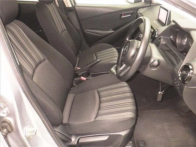 MAZDA MAZDA2 2022