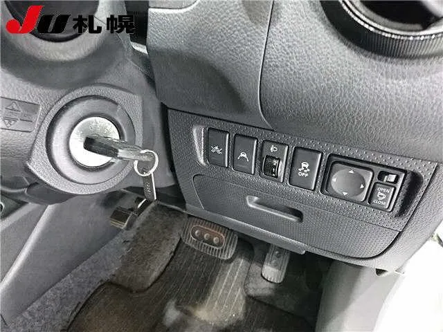 NISSAN AD 2021