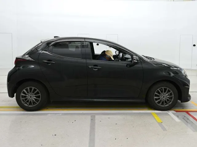 TOYOTA YARIS 2023