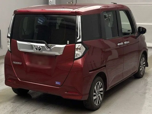 TOYOTA ROOMY 2023
