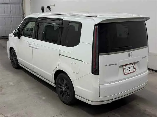 HONDA STEP WAGON 2023