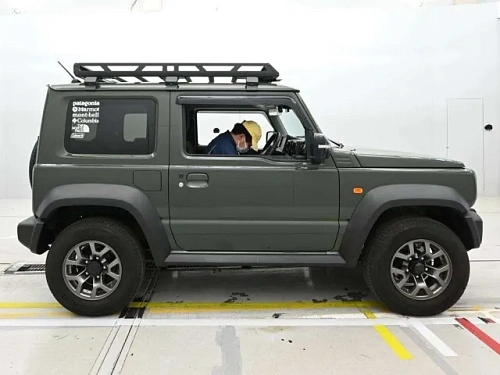 SUZUKI JIMNY SIERRA 2023