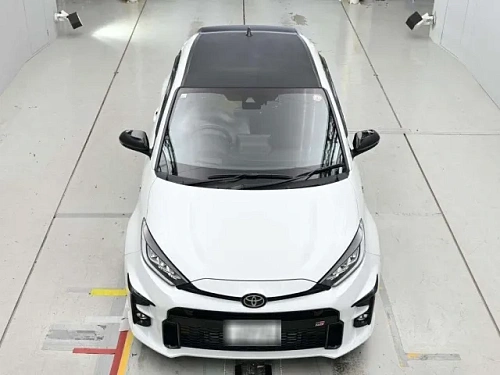 TOYOTA YARIS 2023