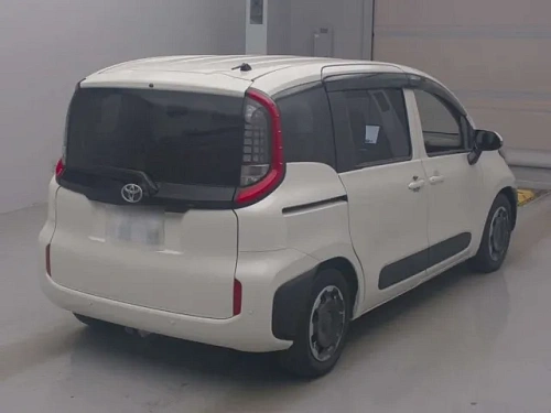 TOYOTA SIENTA 2023