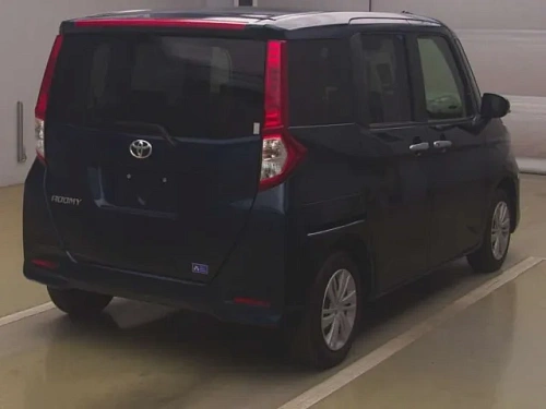 TOYOTA ROOMY 2023