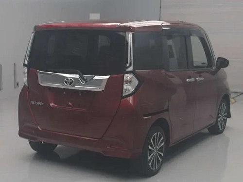 TOYOTA ROOMY 2023