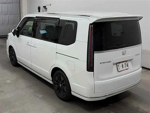 HONDA STEP WAGON 2023