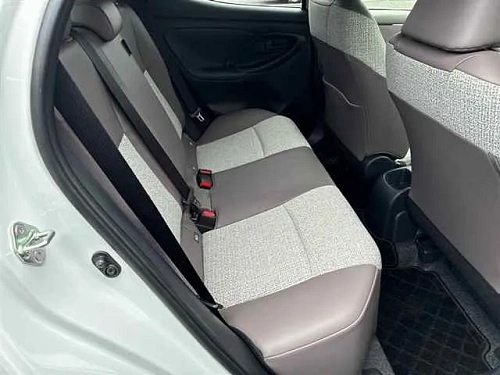 TOYOTA YARIS 2023