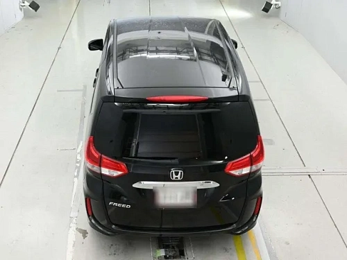 HONDA FREED 2023