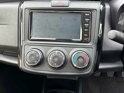 TOYOTA COROLLA AXIO 2023