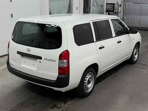 TOYOTA PROBOX 2023