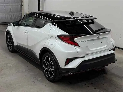 TOYOTA C-HR 2023