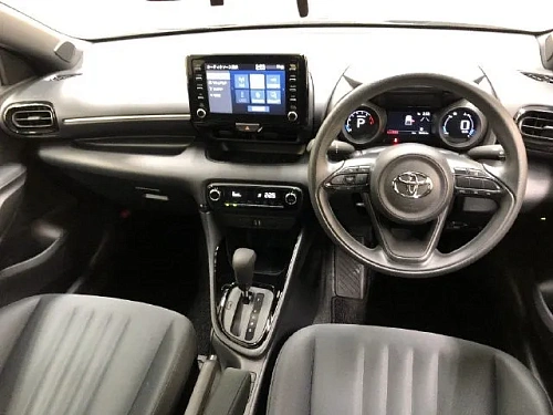TOYOTA YARIS 2023
